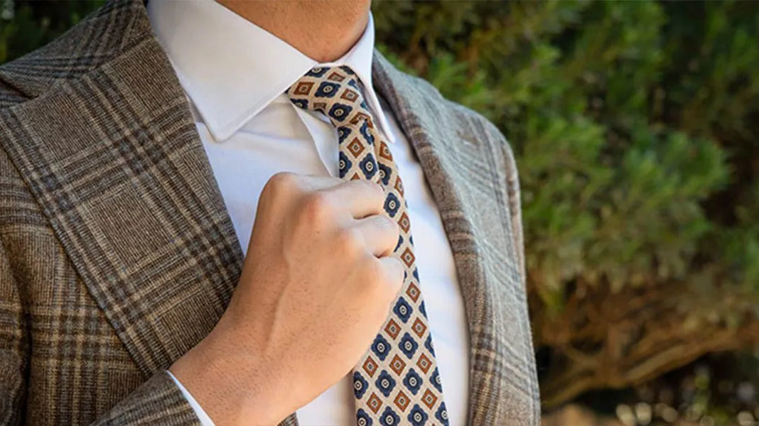 La cravatta Virum 2020: sfoderata e in cashmere