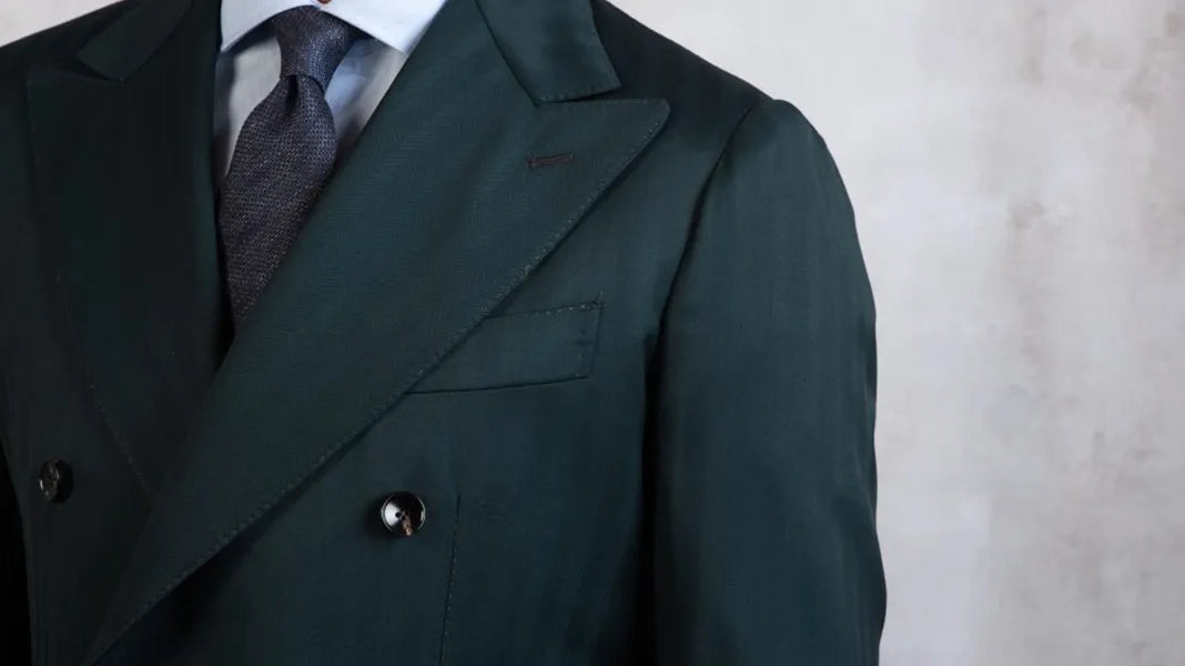 Il tessuto Solaro: origini, caratteristiche e uso nella moda maschile