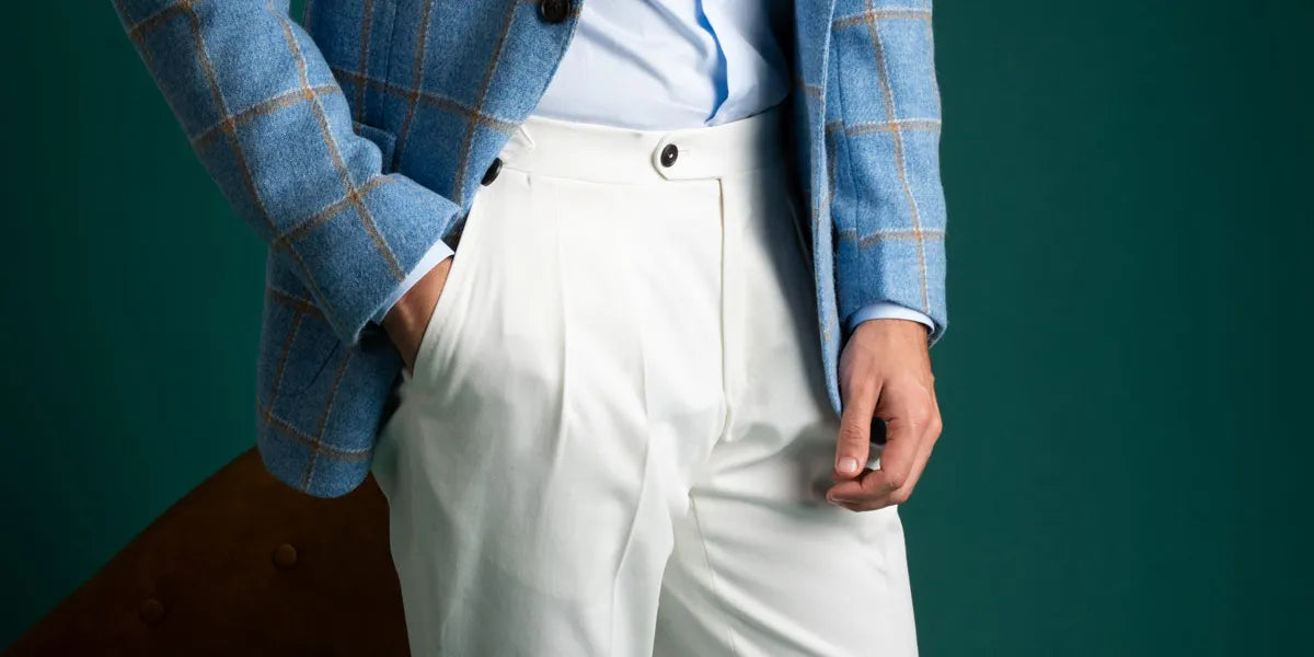 I pantaloni bianchi o panna d’inverno: una scelta elegante e alla moda per ogni occasione